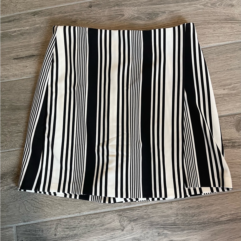 Boston Proper Black and White Striped Skort